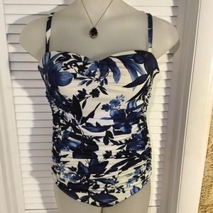 *SOLD** Inches Away blue/white 16 one pc ruched swimsuit
